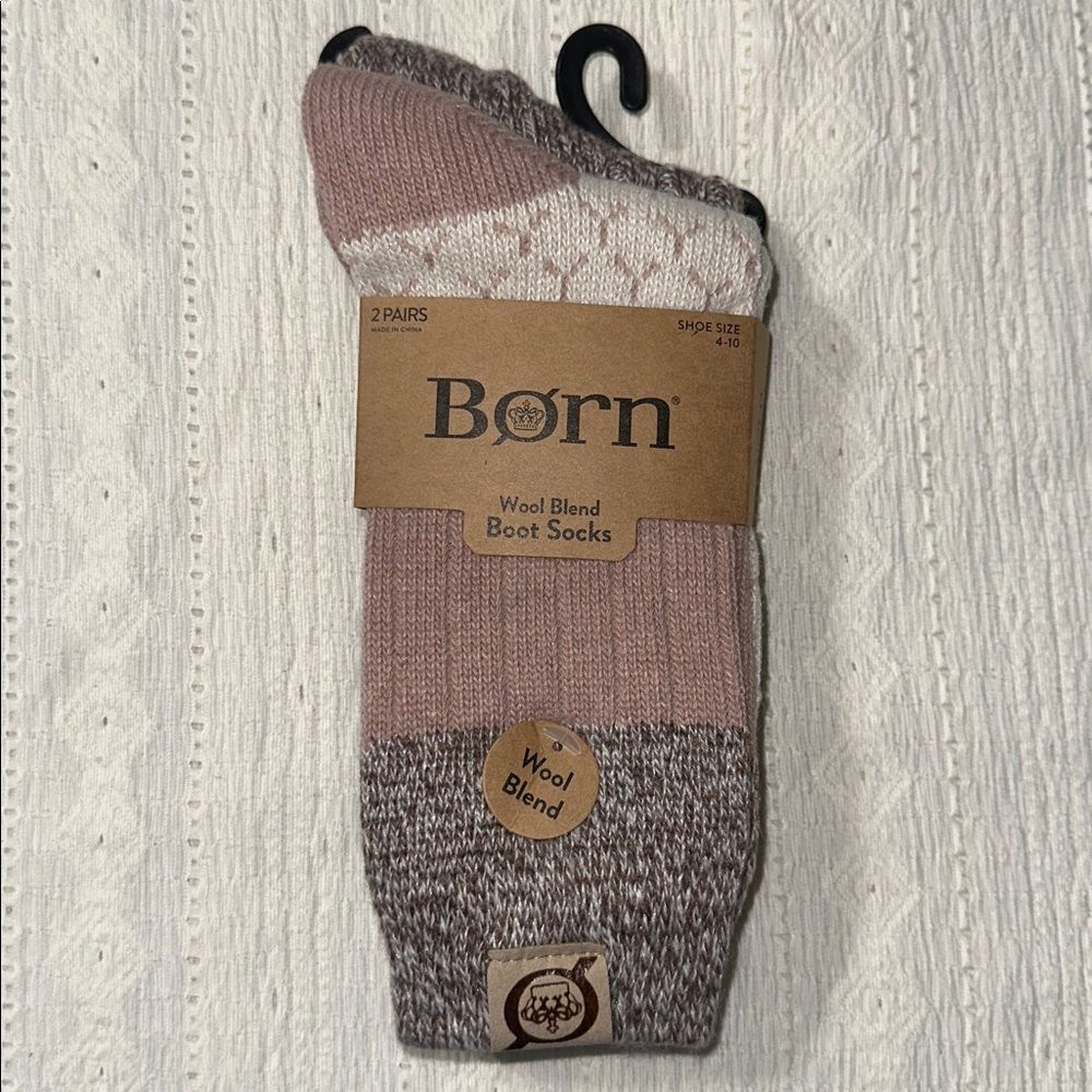 BORN Heather Brown Pink Beige US W 4-10 Texture Knit Pattern Boot Socks 2 Pack